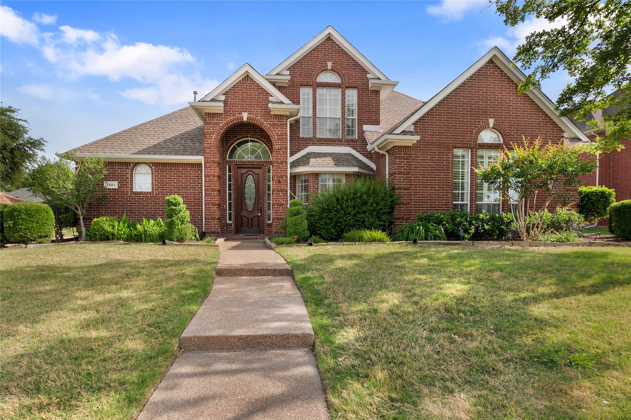 1301 Meadow Cove Court Carrollton TX 75007