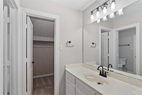 1301 Meadow Cove Court Carrollton TX 75007