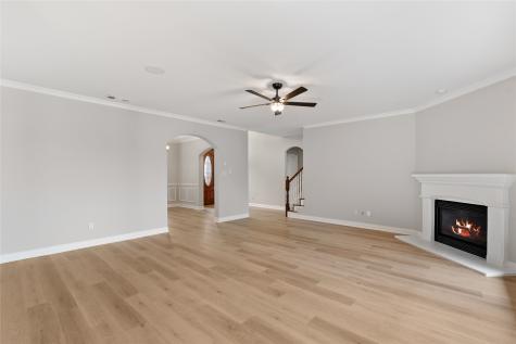 1301 Meadow Cove Court Carrollton TX 75007