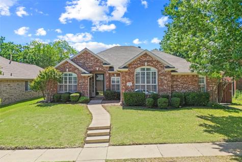 2402 Greenfield Circle Garland TX 75040