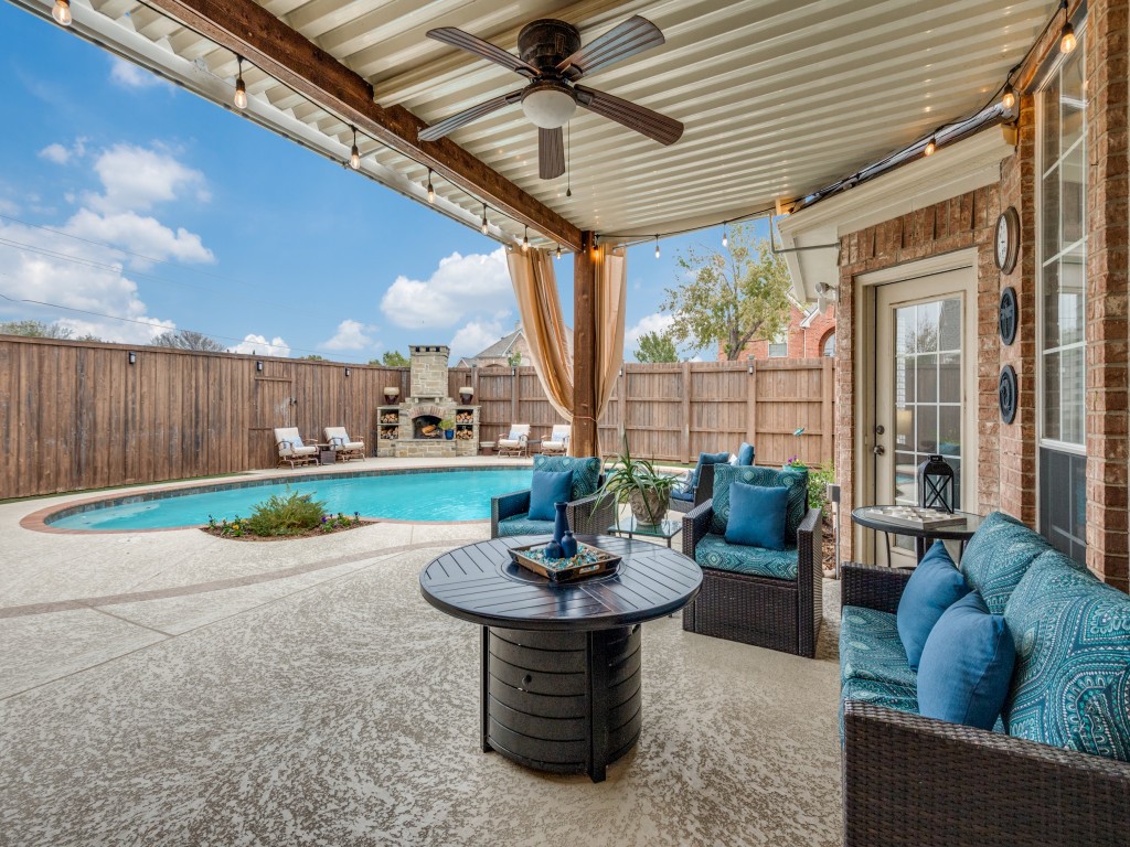1400 Santa Fe Trail Carrollton TX 75007