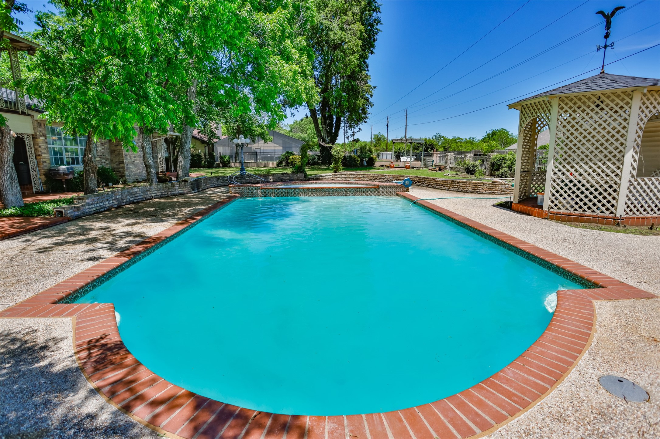 1010 Aspen Road Gainesville TX 76240
