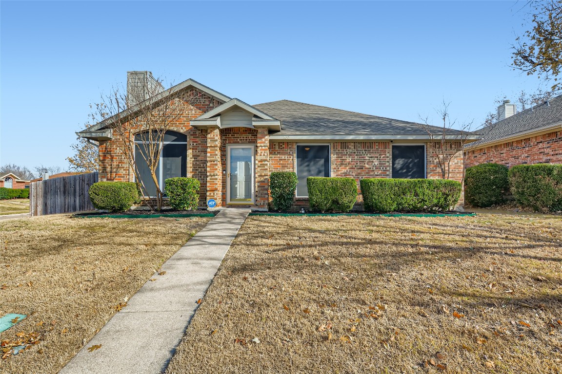 200 Wedgewood Lane Cedar Hill TX 75104