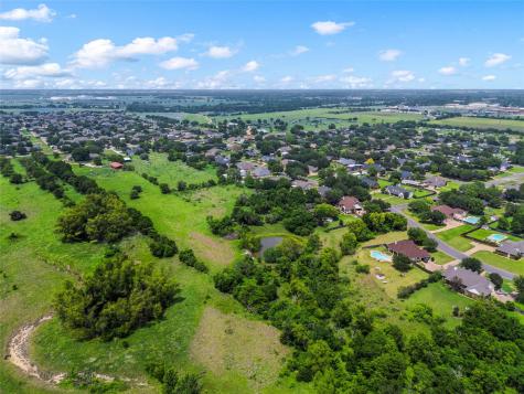 1692 W Tate Street Robinson TX 76706