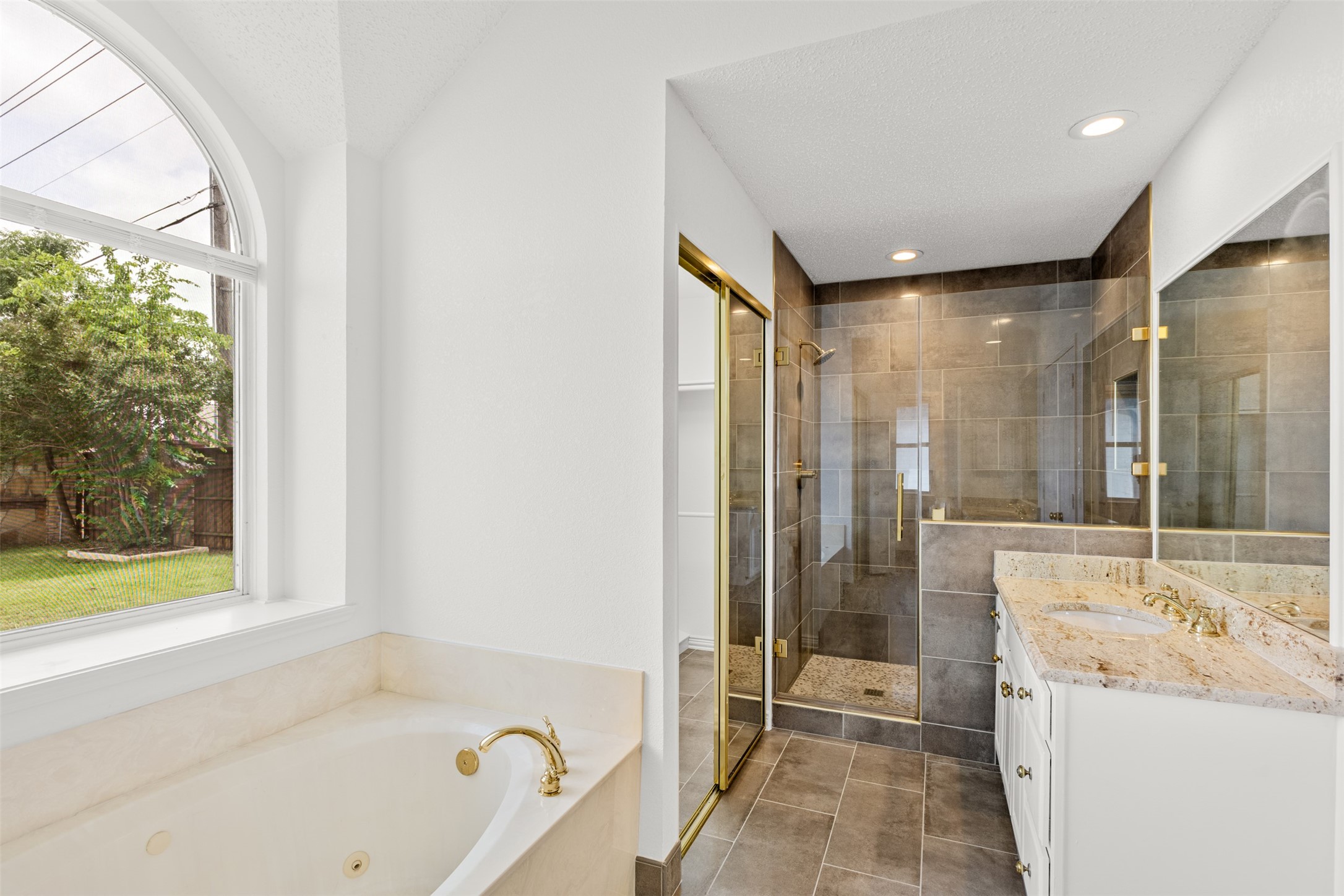 2236 Tanglewood Street Mesquite TX 75181
