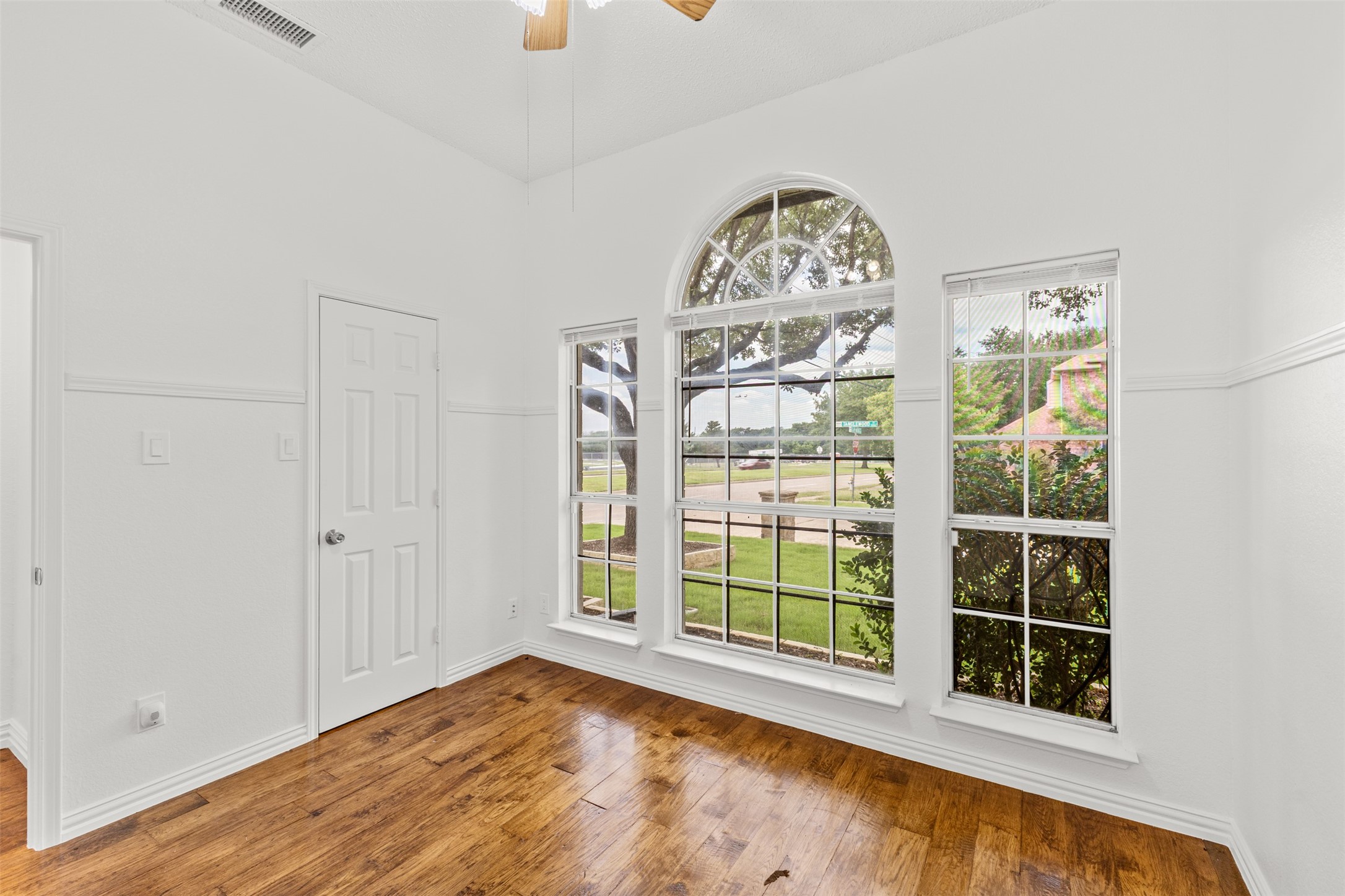2236 Tanglewood Street Mesquite TX 75181