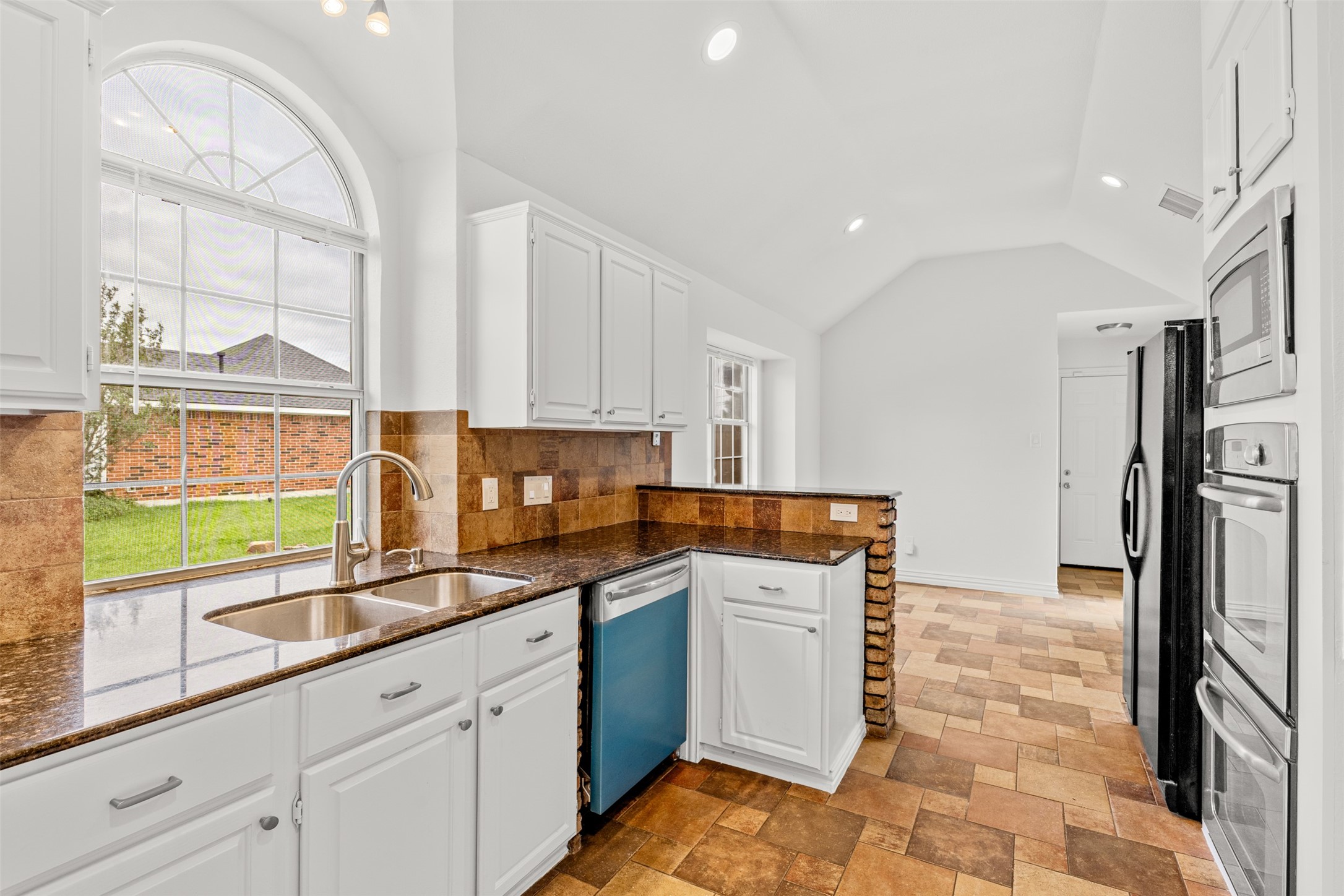2236 Tanglewood Street Mesquite TX 75181