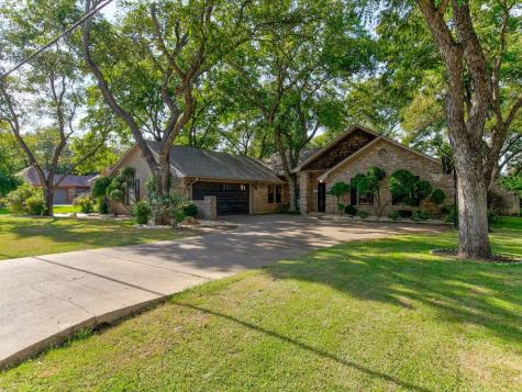 5008 Seminole Drive Granbury TX 76049