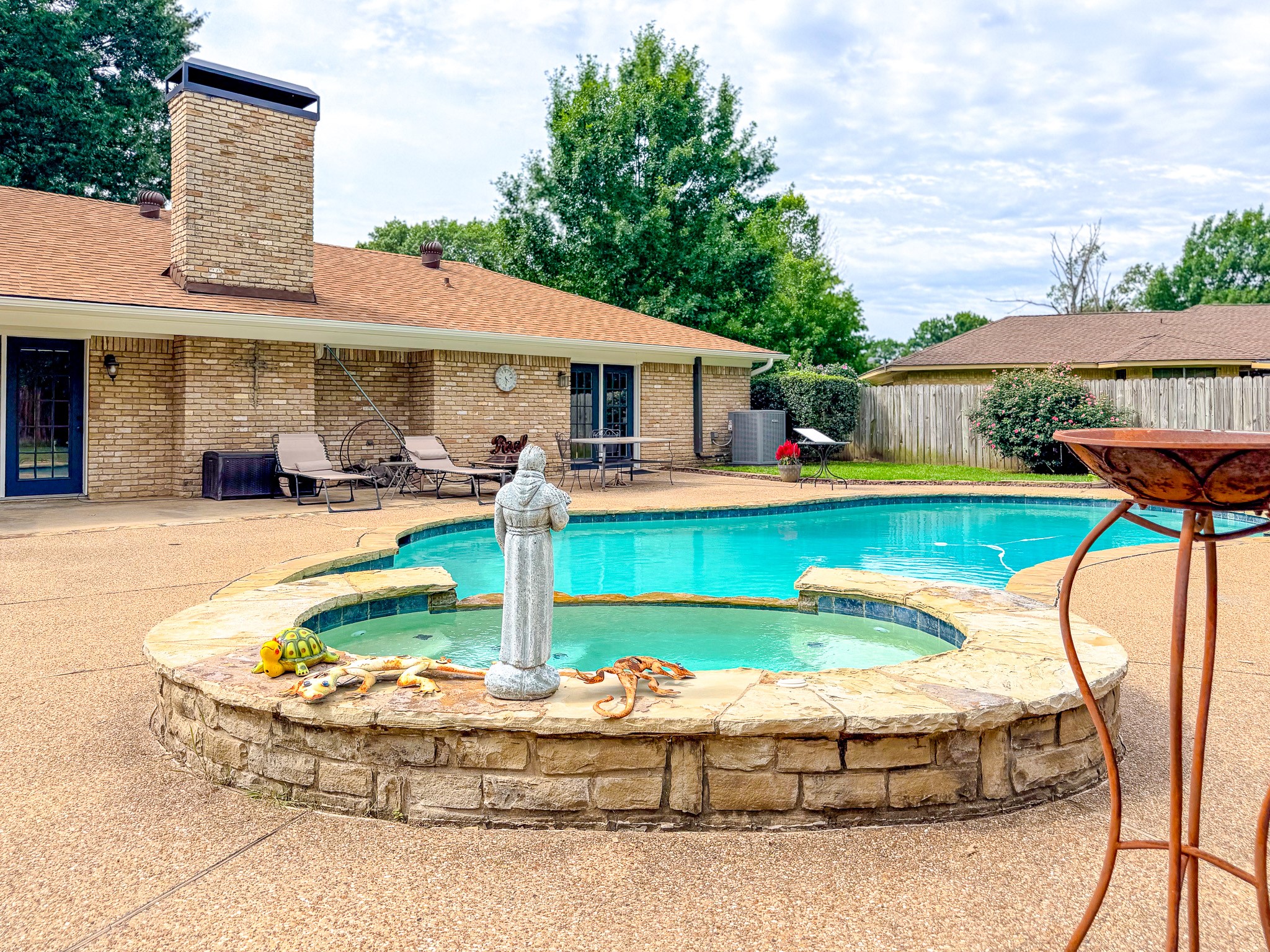 1604 Crestmont Avenue Corsicana TX 75110