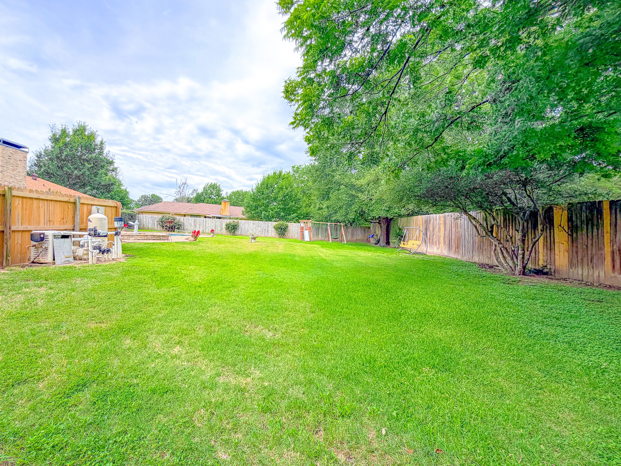 1604 Crestmont Avenue Corsicana TX 75110
