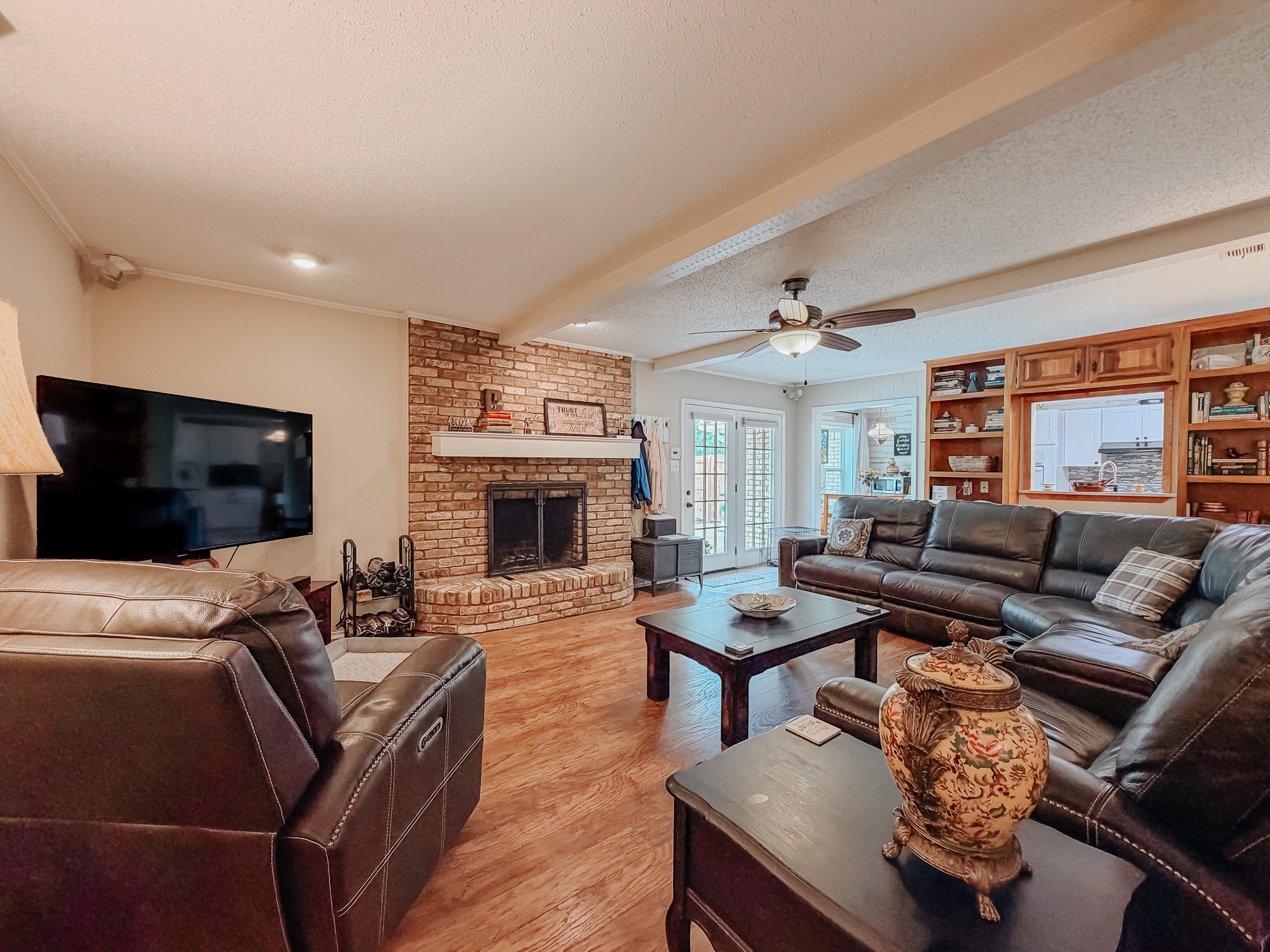 1604 Crestmont Avenue Corsicana TX 75110