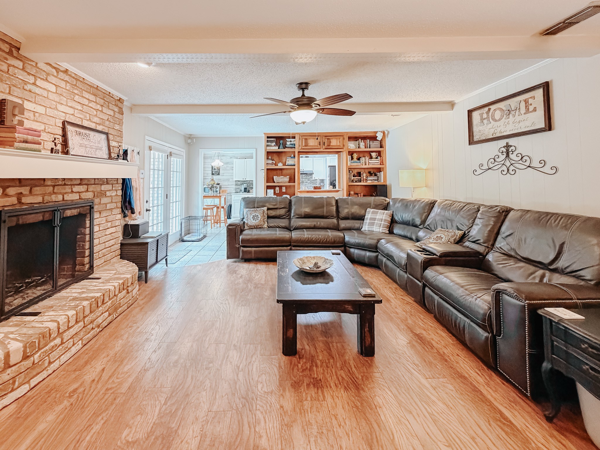 1604 Crestmont Avenue Corsicana TX 75110