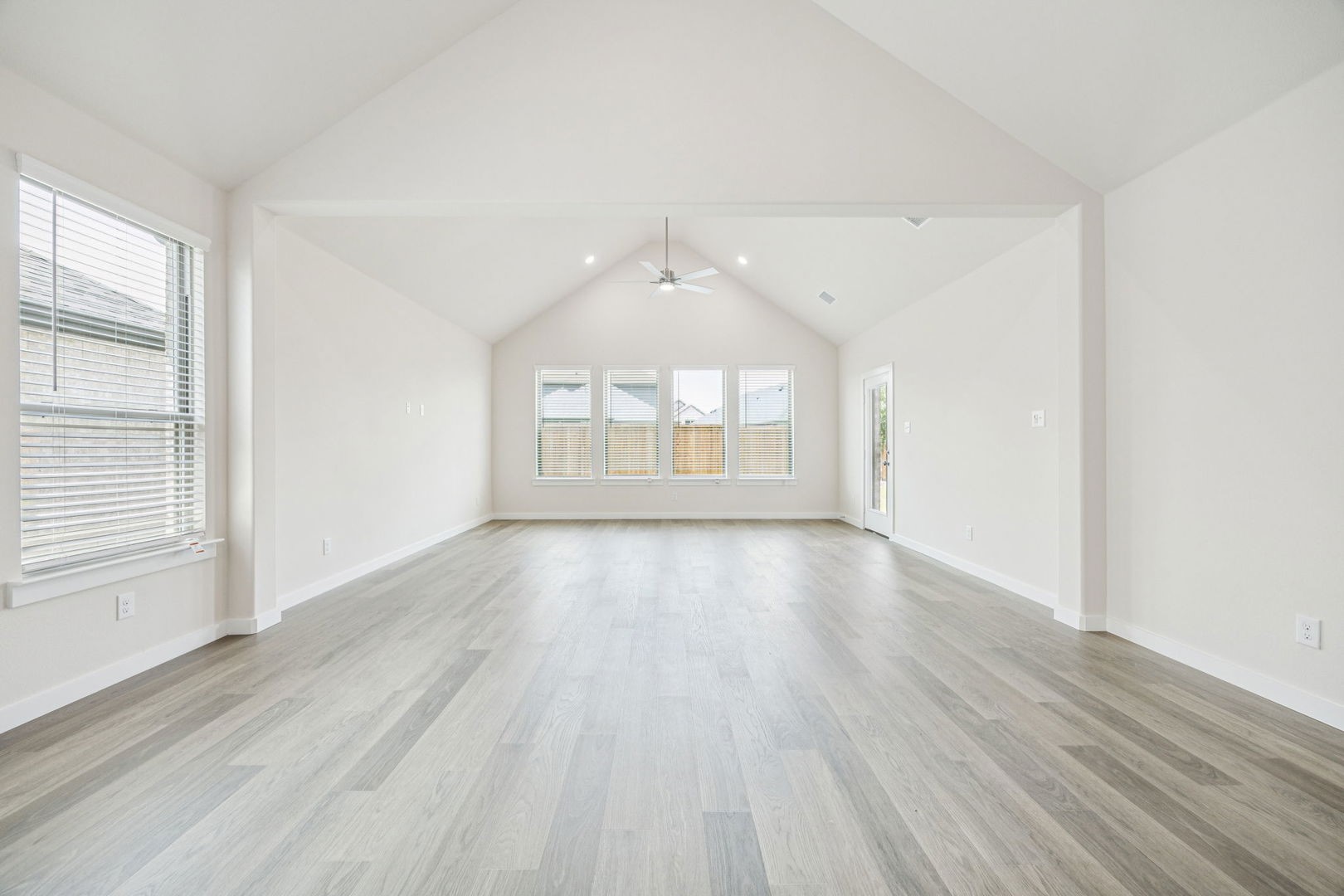 360 Yellowstar Lane Lavon TX 75166