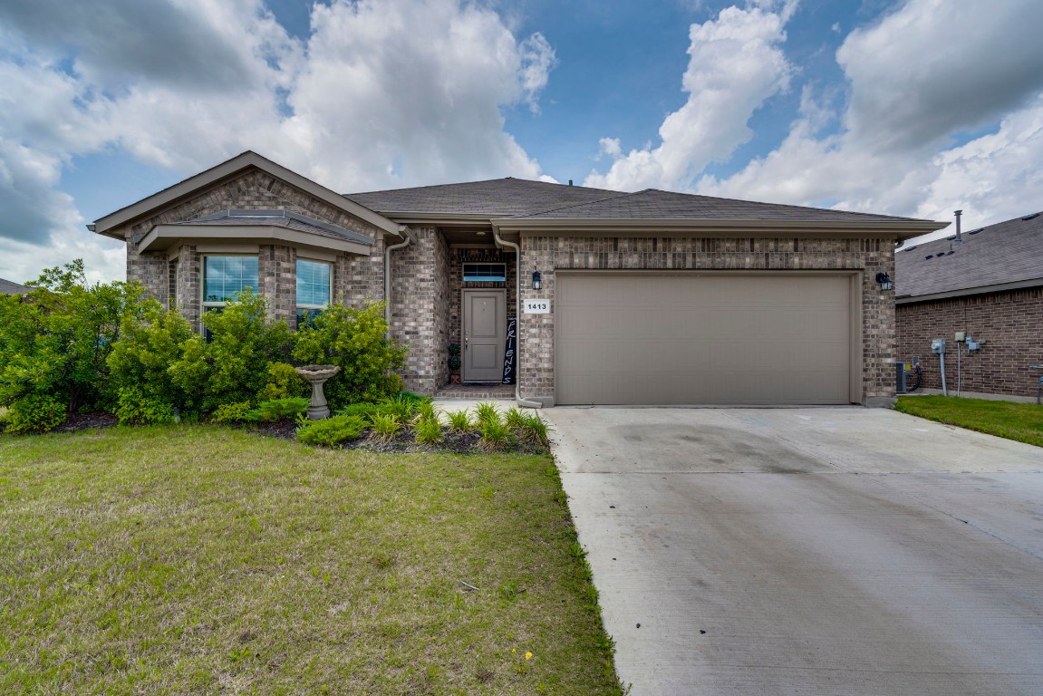 1413 El Cerrito Lane Cleburne TX 76033