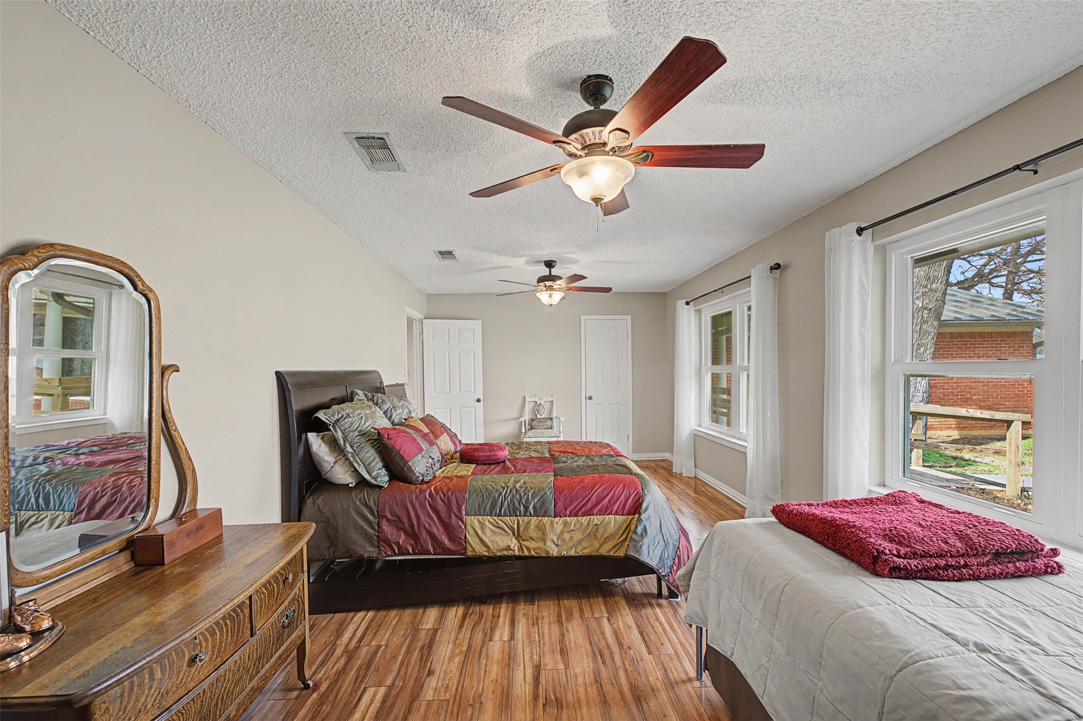 8240 Kramer Street Lillian TX 76061