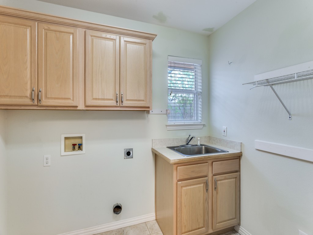 1014 Teresa Court Granbury TX 76048