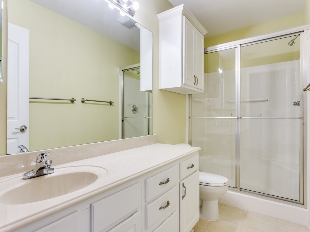 1014 Teresa Court Granbury TX 76048