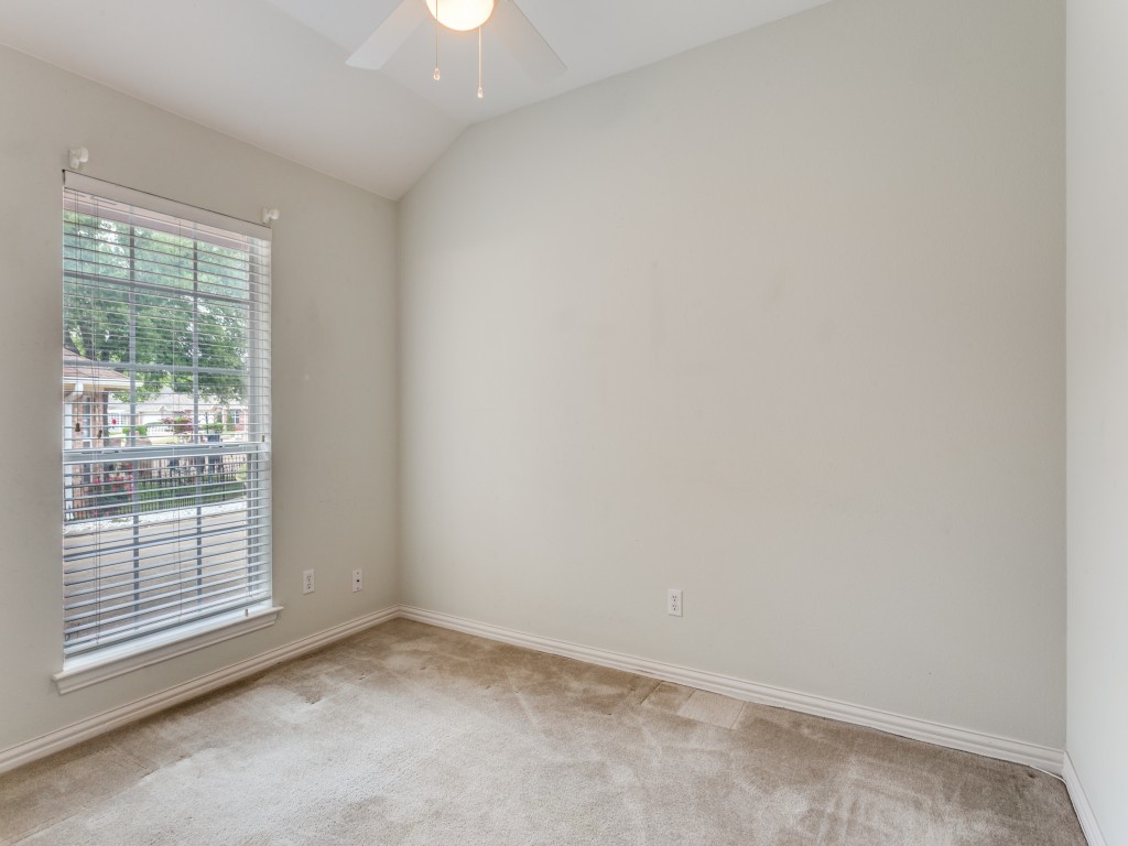 1014 Teresa Court Granbury TX 76048
