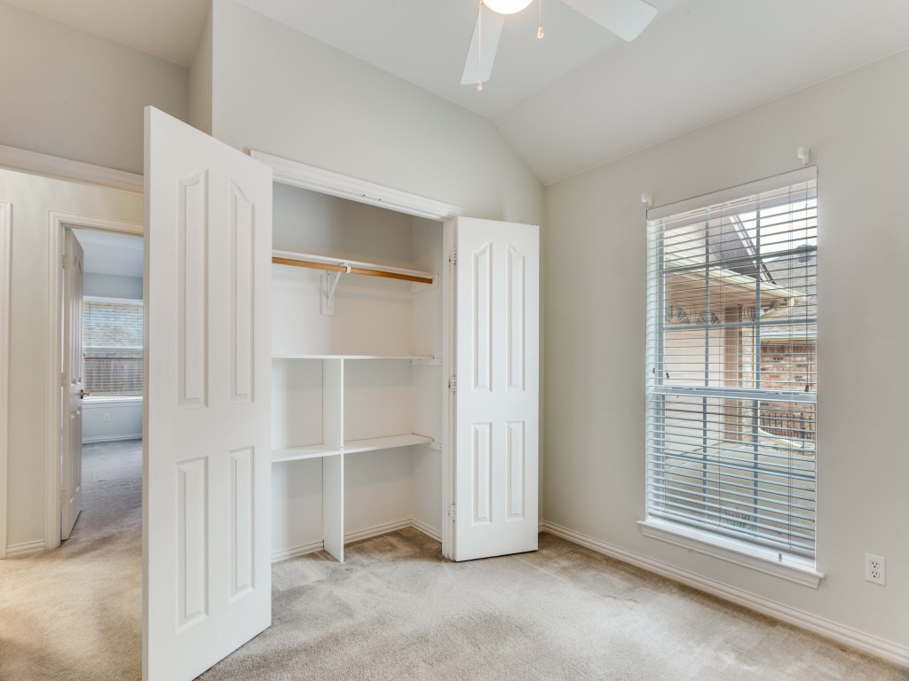 1014 Teresa Court Granbury TX 76048