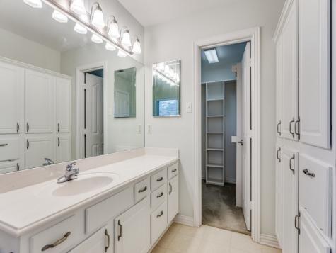 1014 Teresa Court Granbury TX 76048