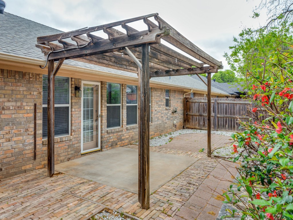 1014 Teresa Court Granbury TX 76048