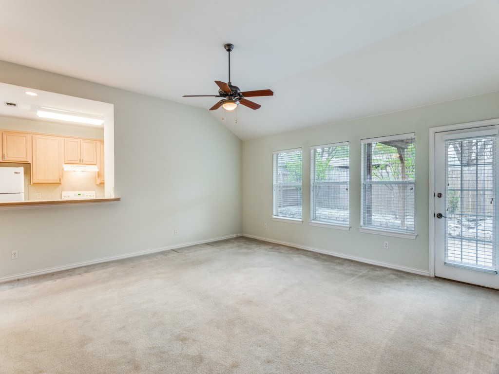 1014 Teresa Court Granbury TX 76048