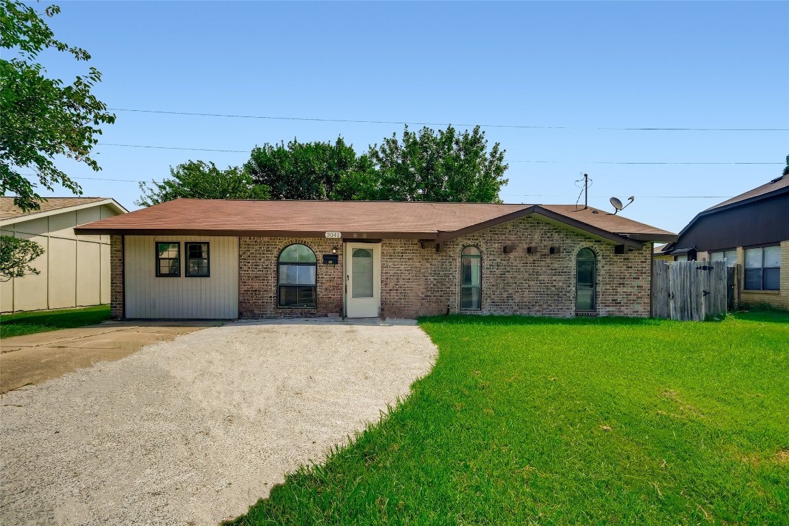 3041 W Ferndale Lane Grand Prairie TX 75052