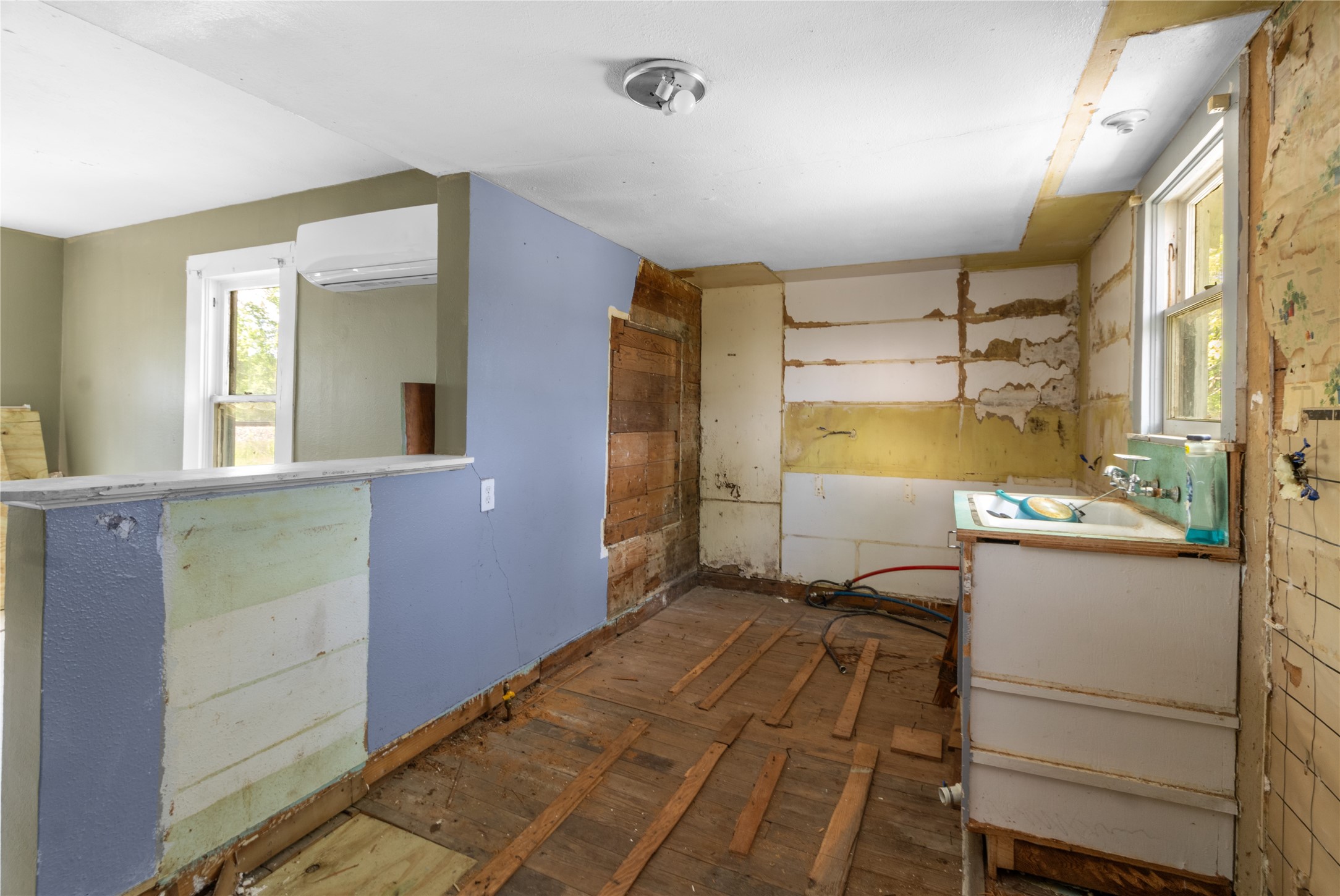 400 W Front Street Trinidad TX 75163