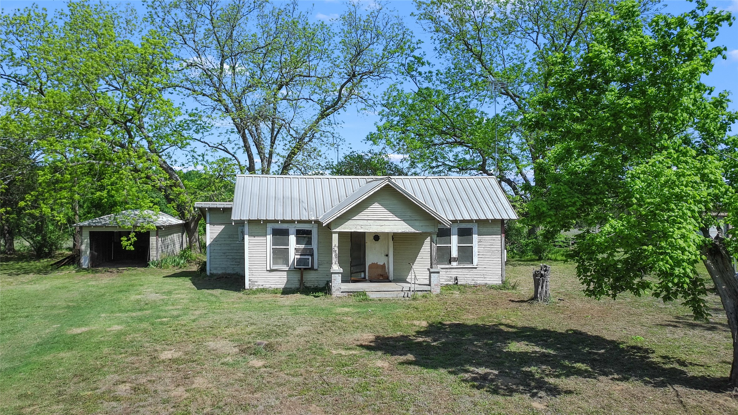 400 W Front Street Trinidad TX 75163