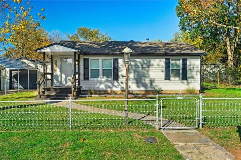 1603 Harwood Street Bridgeport TX 76426