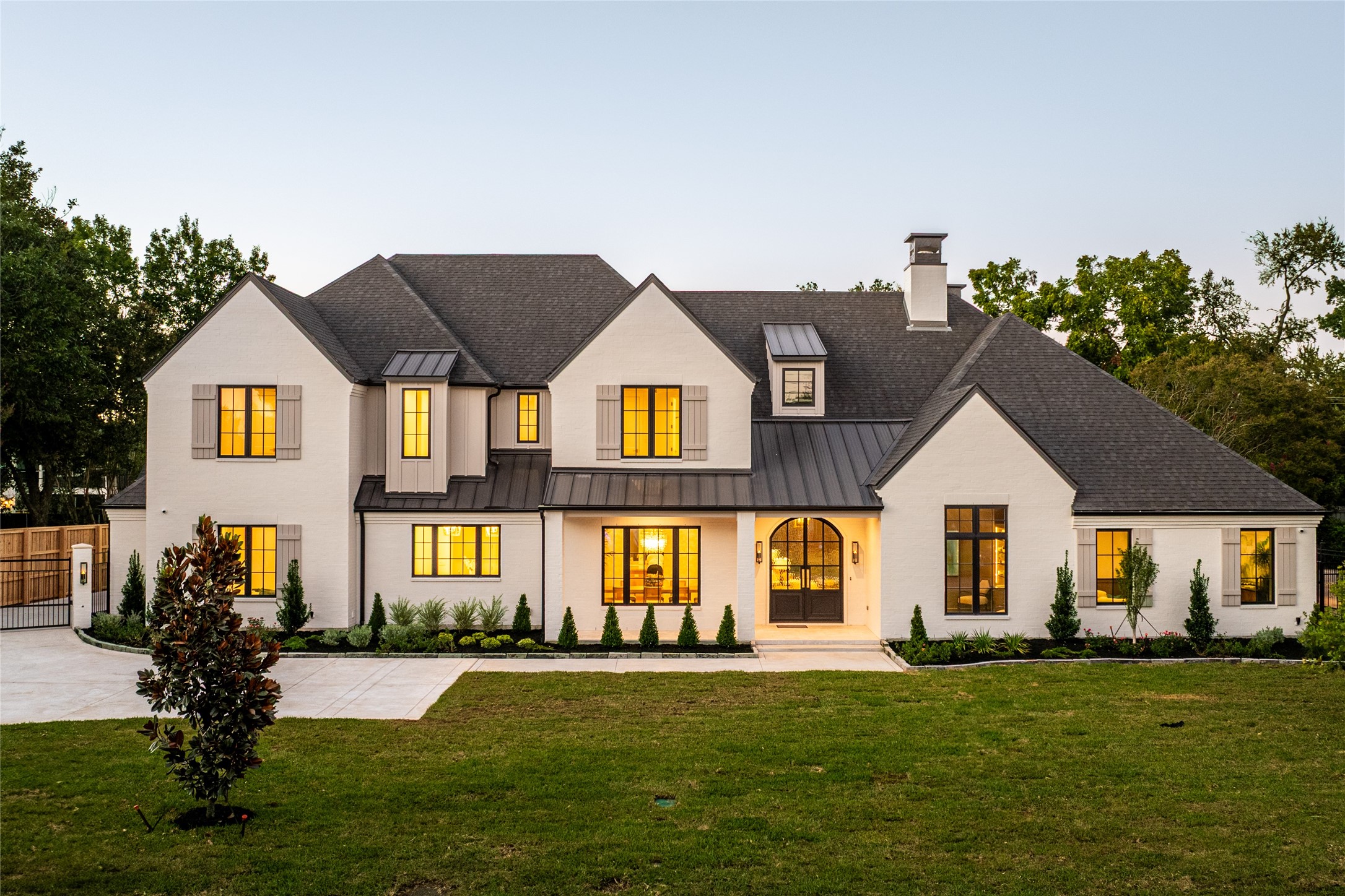 5319 Meadow Crest Drive Dallas TX 75229