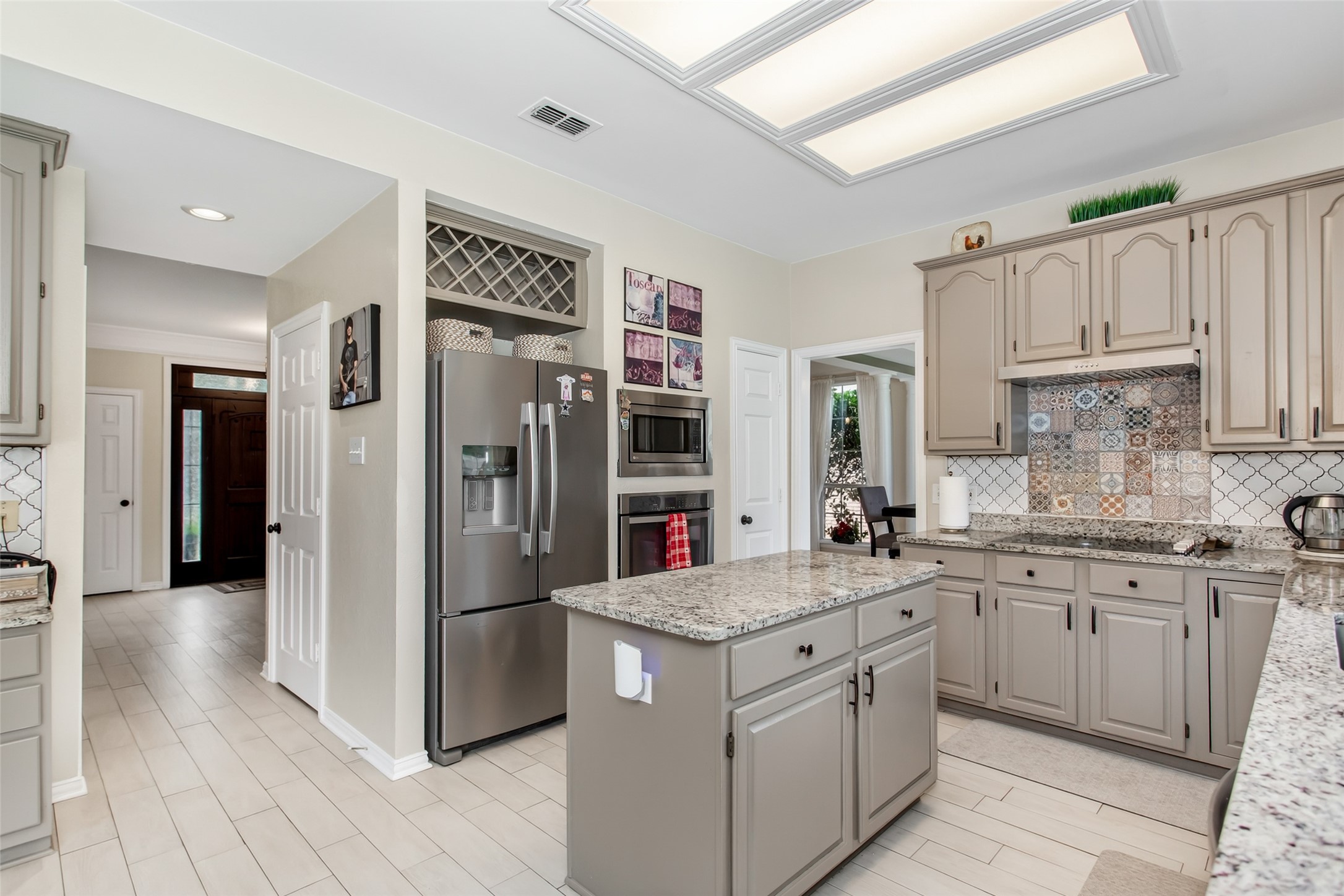 2140 Sandell Drive Grapevine TX 76051
