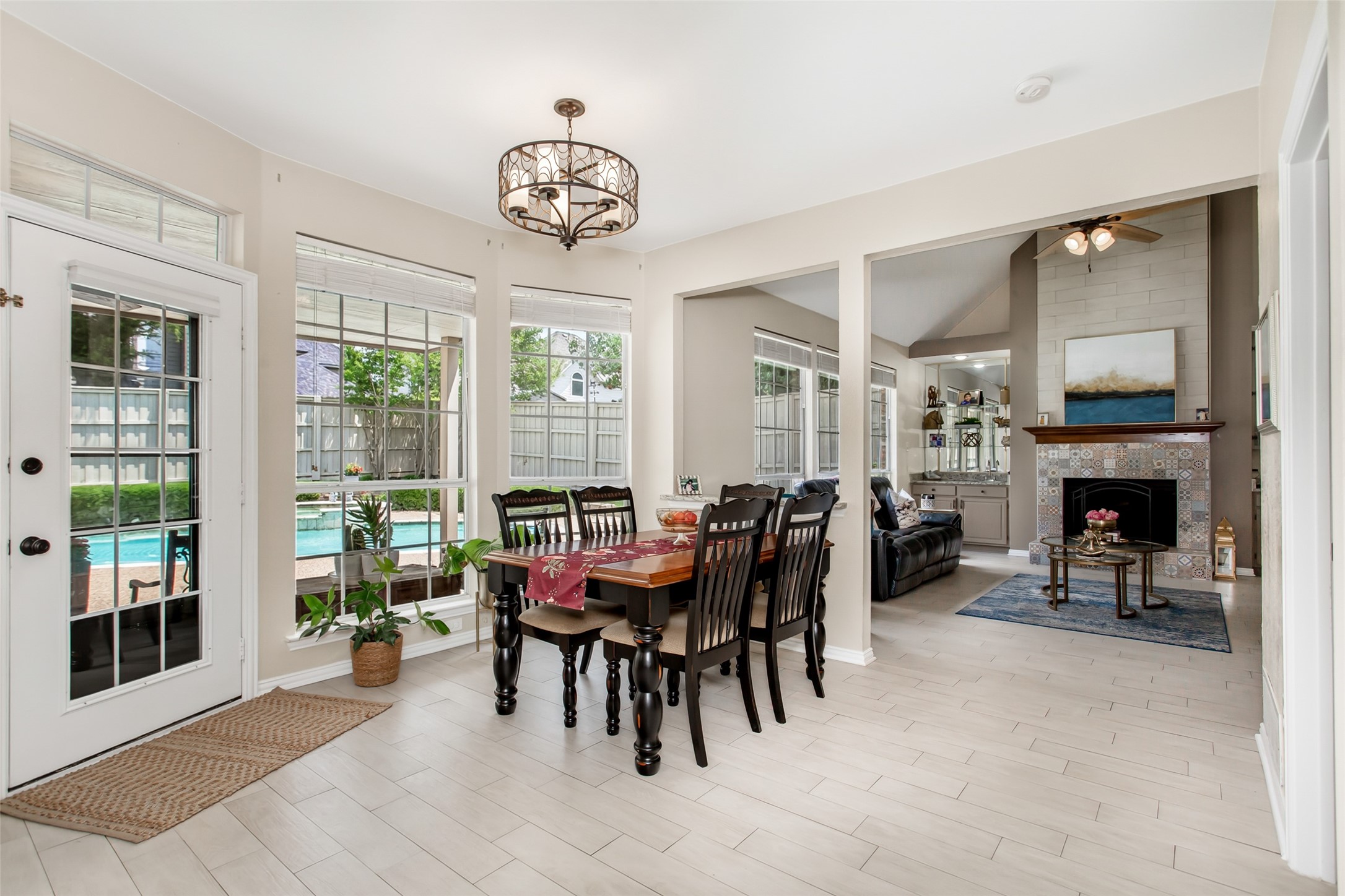 2140 Sandell Drive Grapevine TX 76051