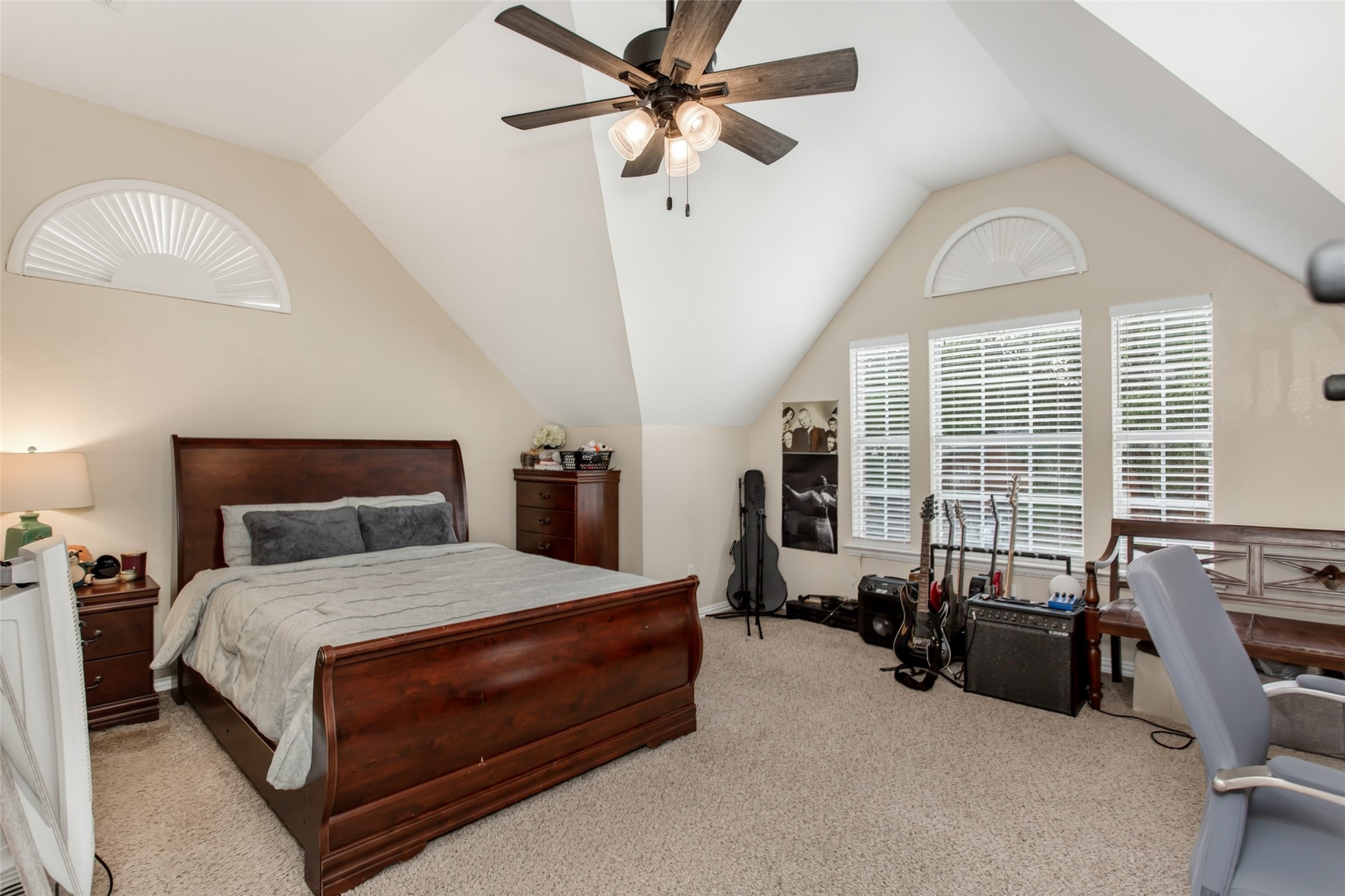 2140 Sandell Drive Grapevine TX 76051