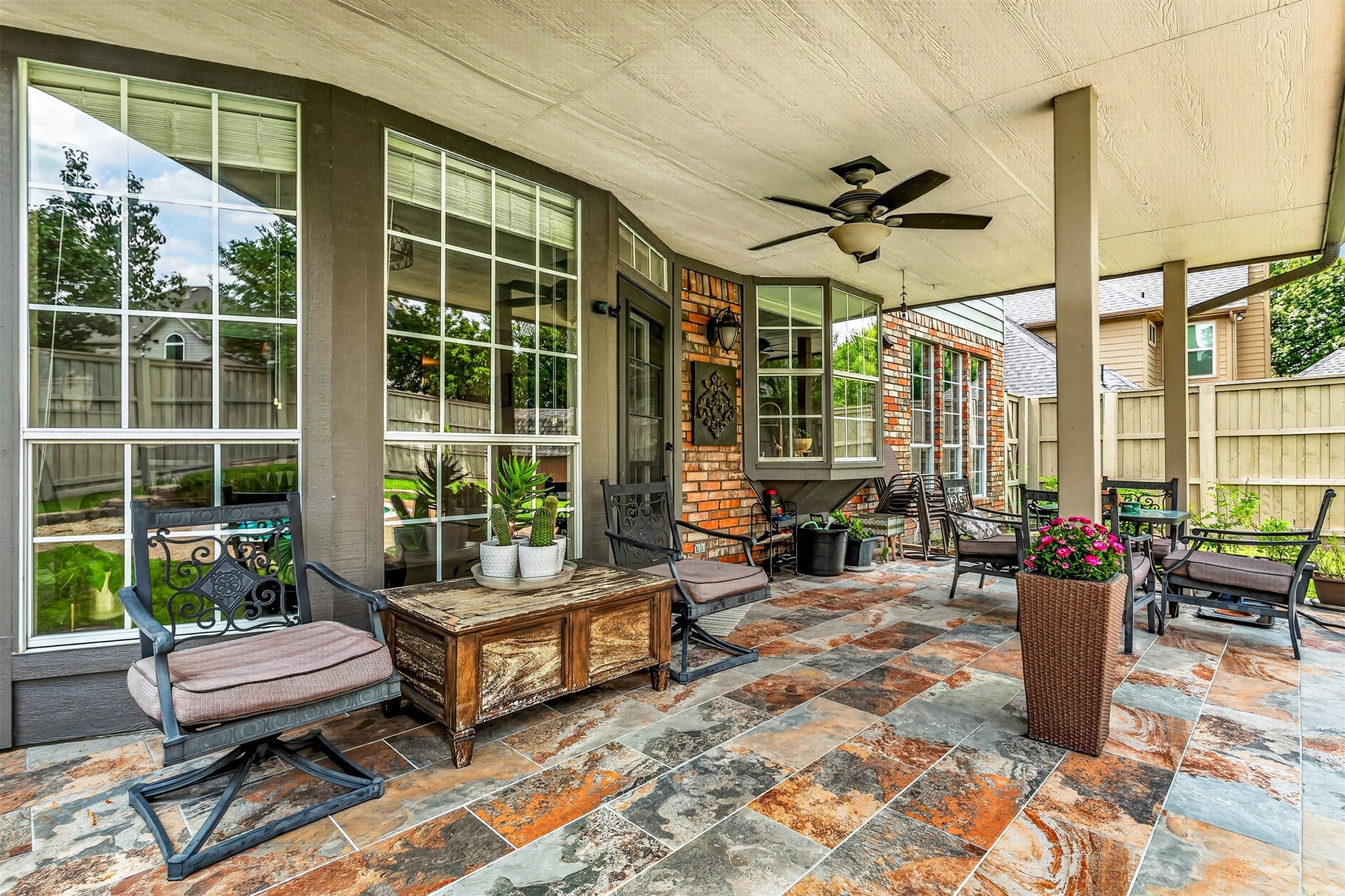 2140 Sandell Drive Grapevine TX 76051