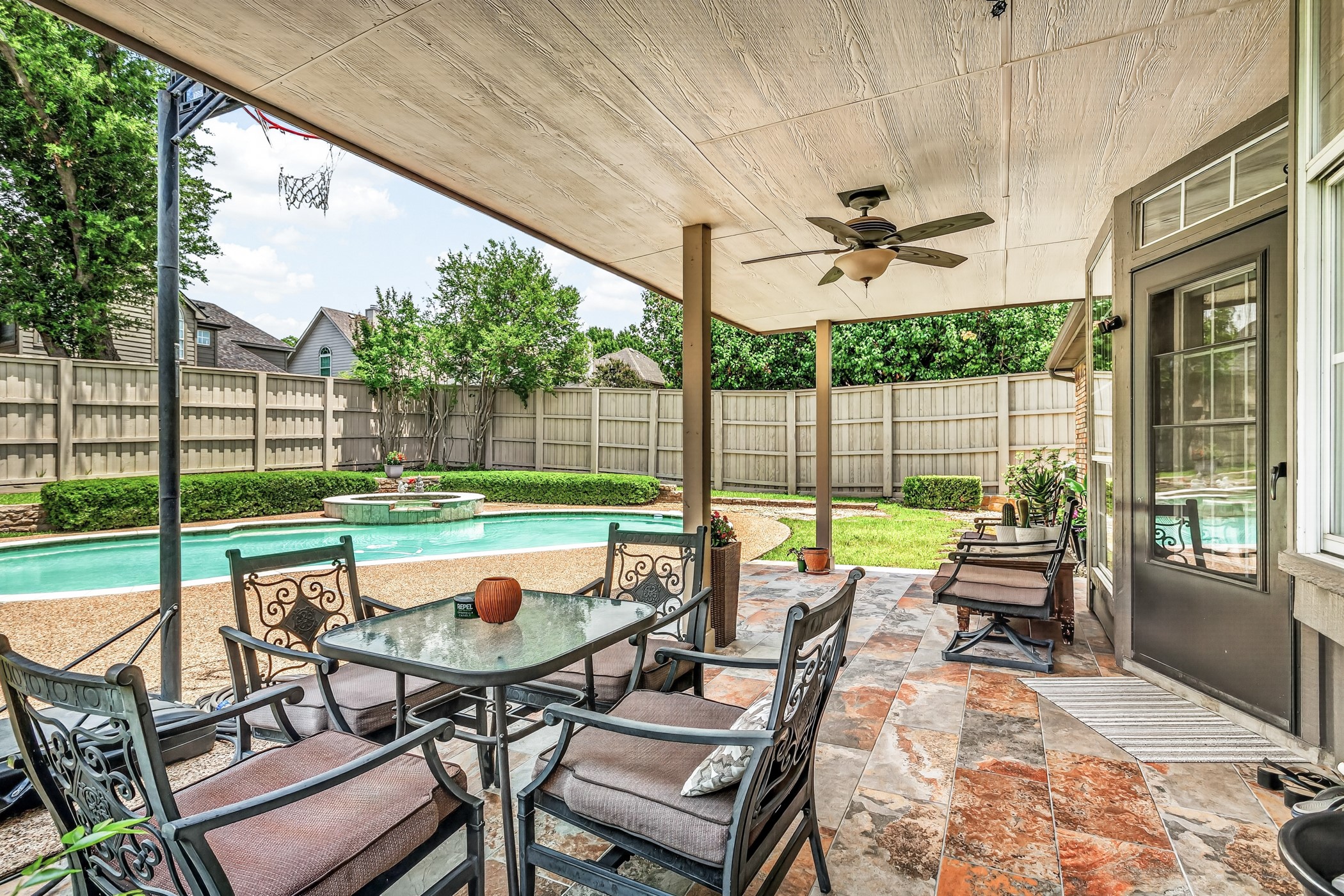 2140 Sandell Drive Grapevine TX 76051