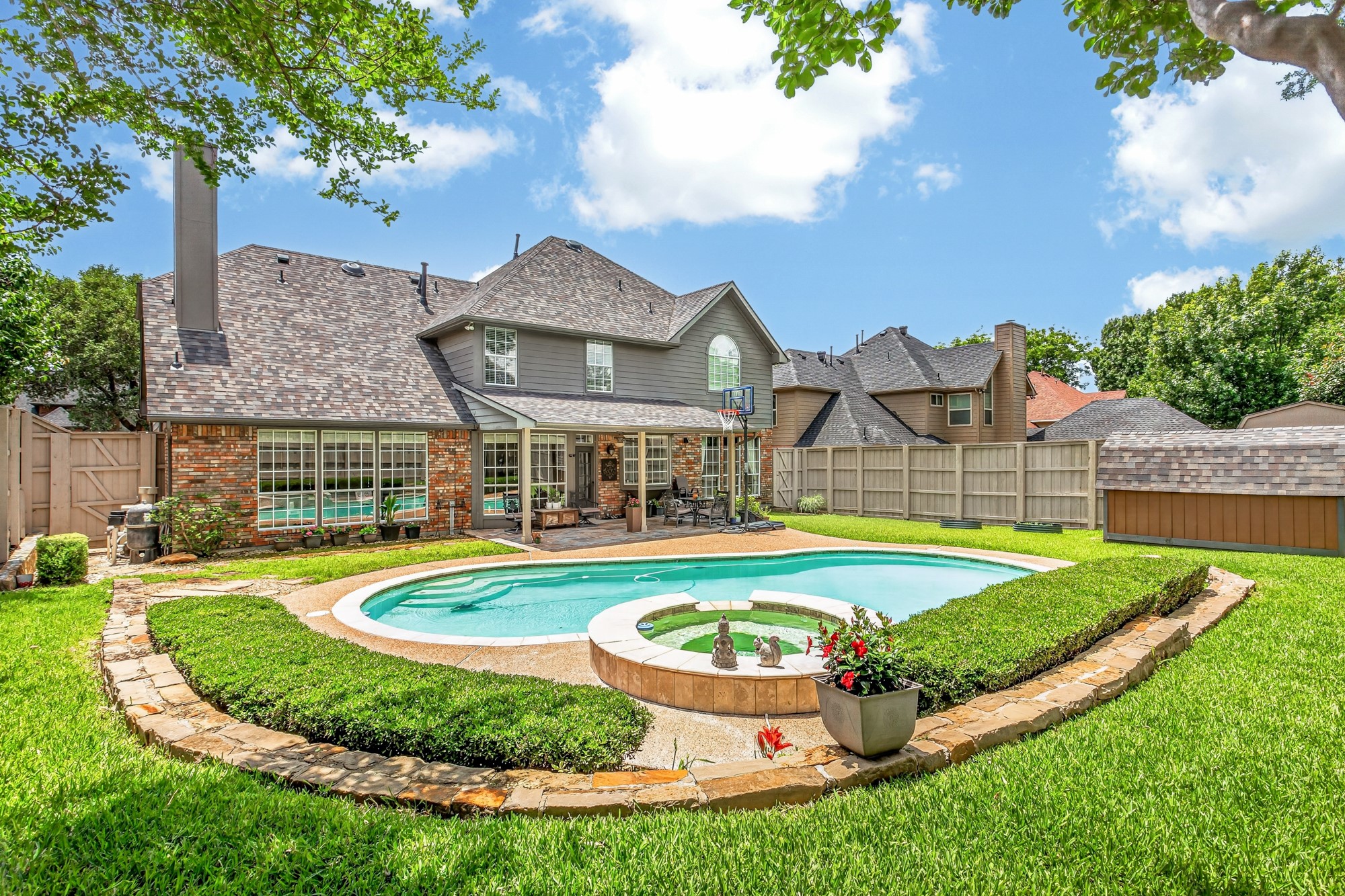 2140 Sandell Drive Grapevine TX 76051
