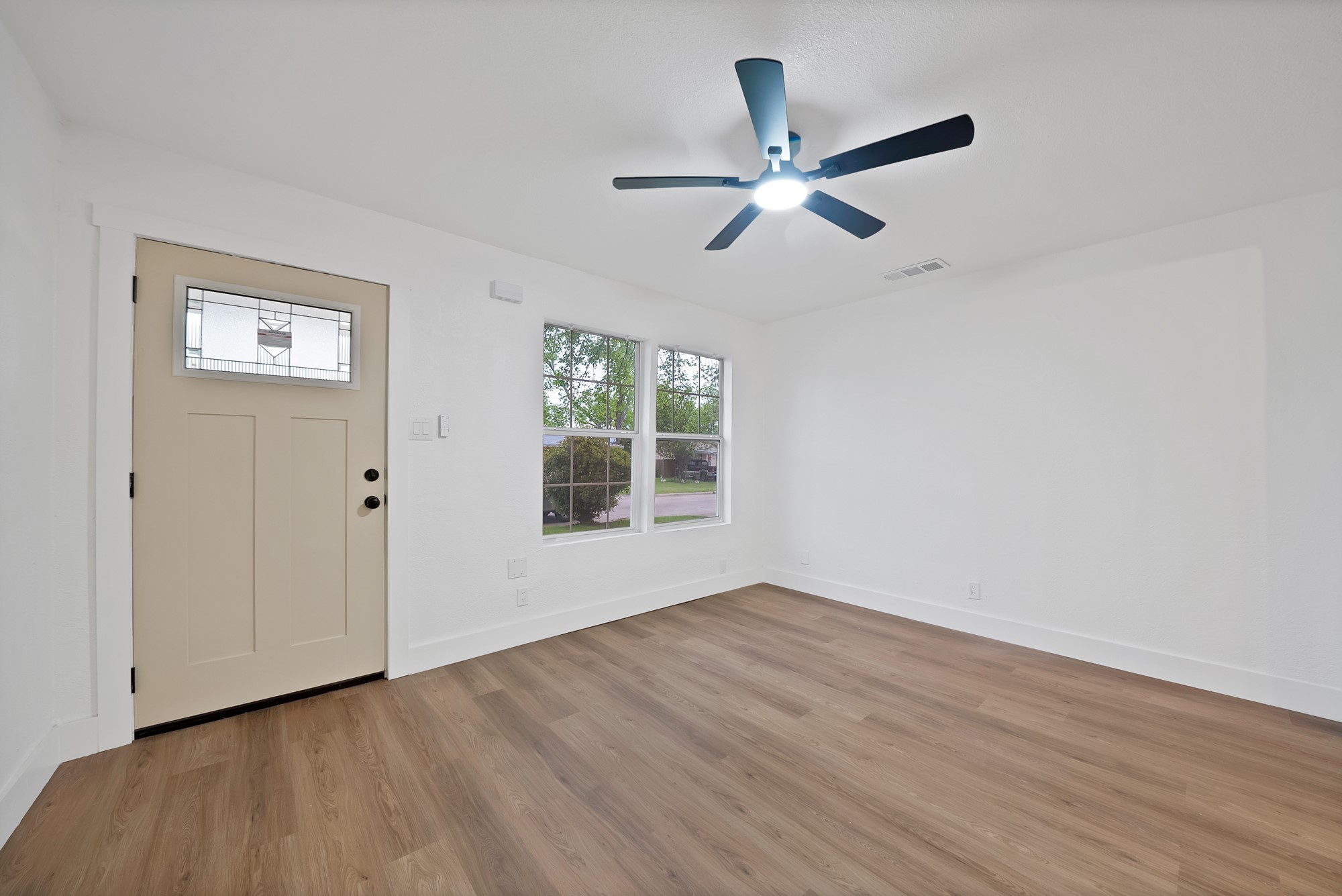 4248 Lorin Avenue Fort Worth TX 76105