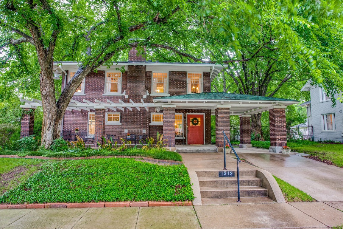1212 Clara Street Fort Worth TX 76110