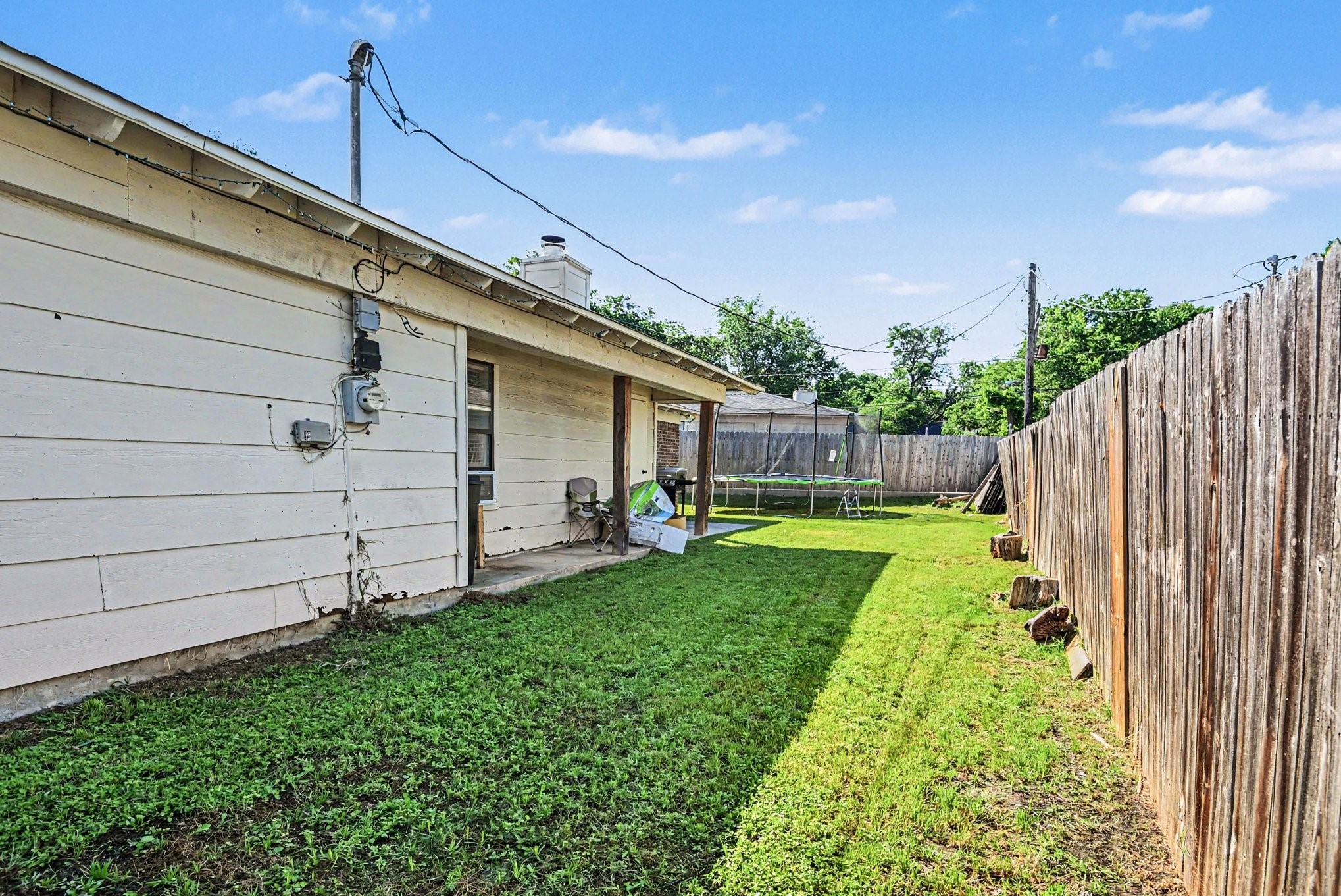 8553 James Court White Settlement TX 76108