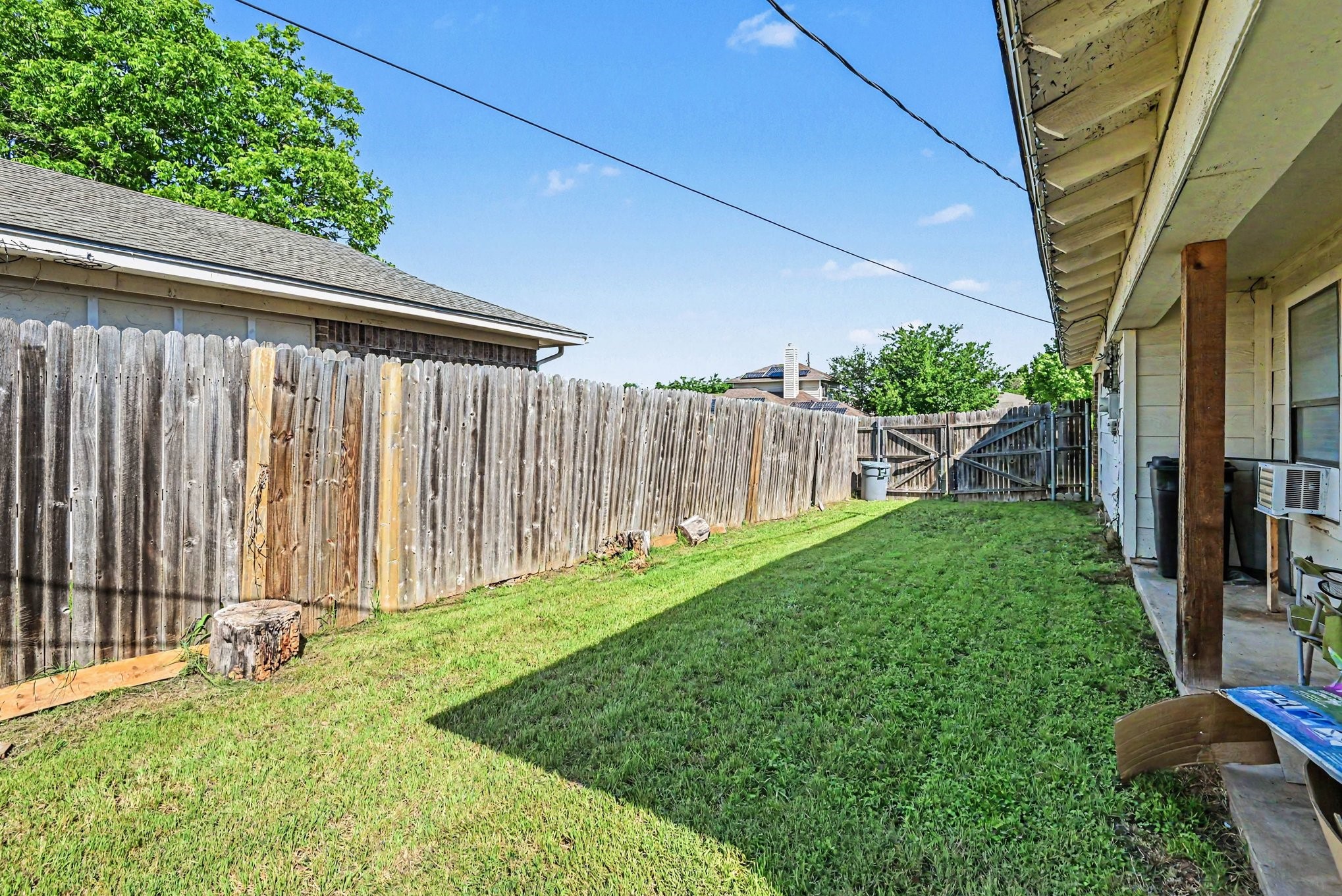8553 James Court White Settlement TX 76108