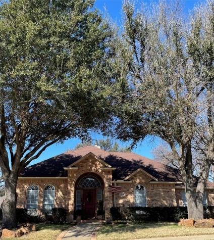 2709 Steeplechase Court Hurst TX 76054