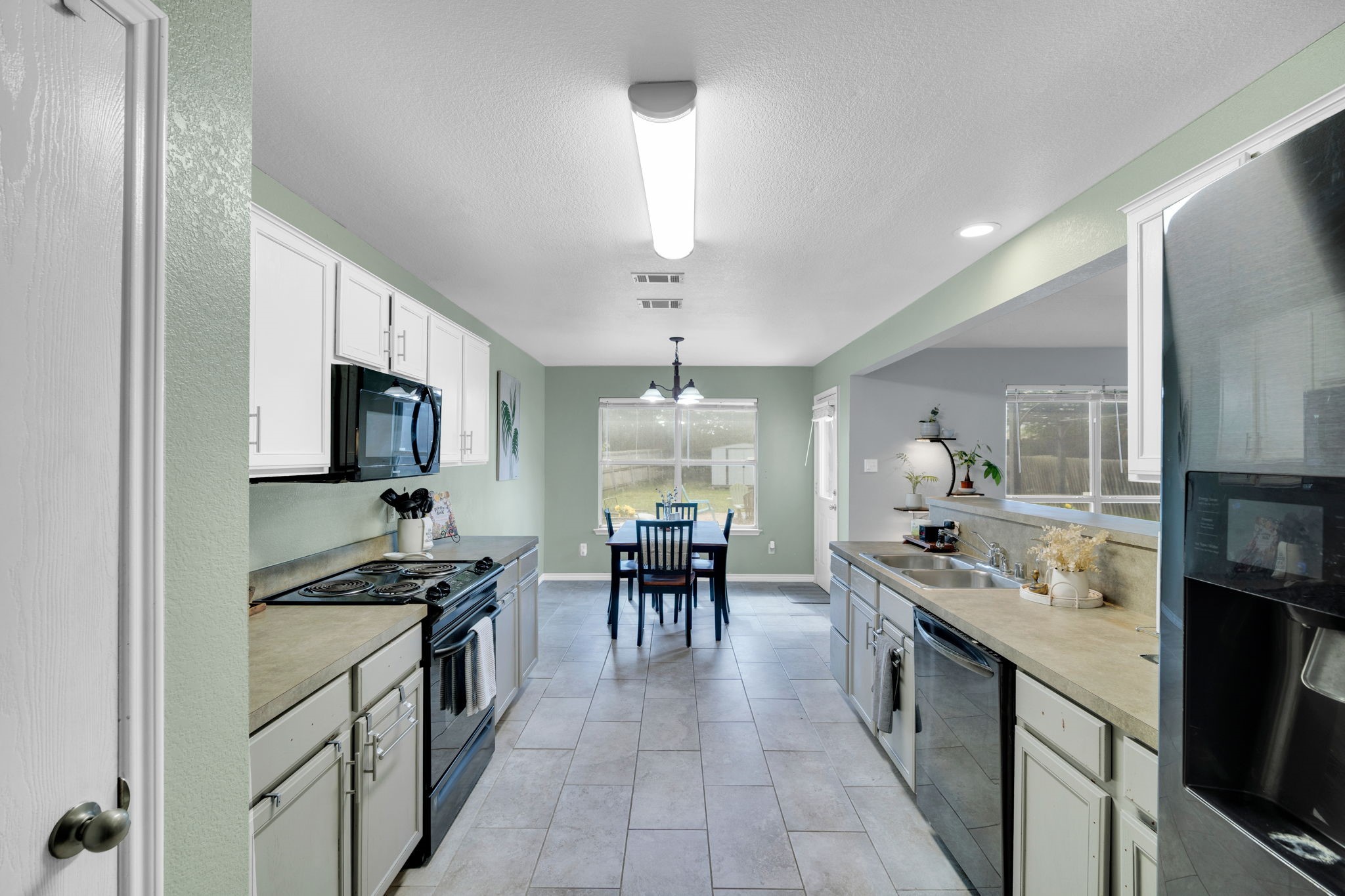 313 Shadow Bend Drive Red Oak TX 75154