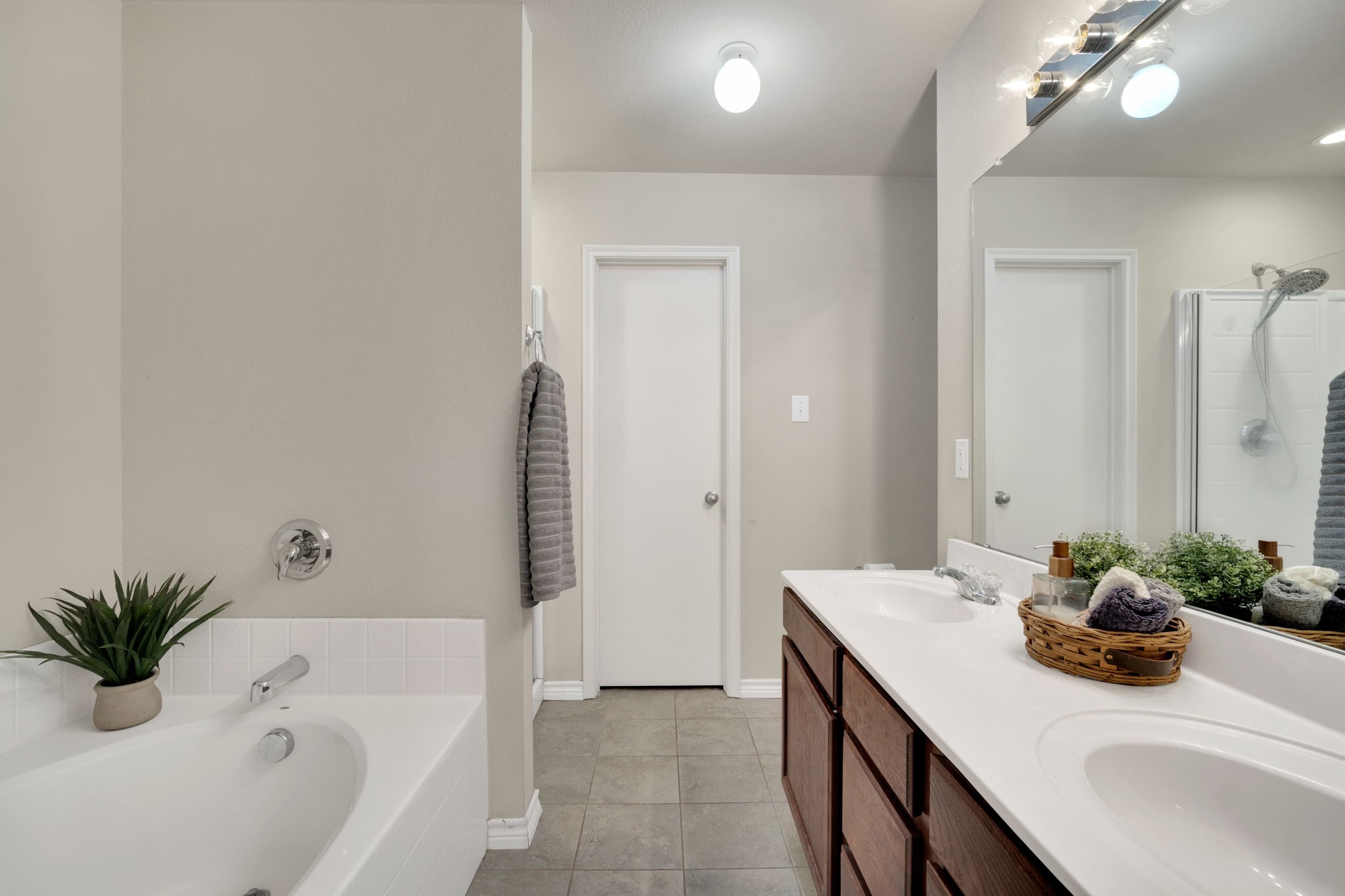 313 Shadow Bend Drive Red Oak TX 75154