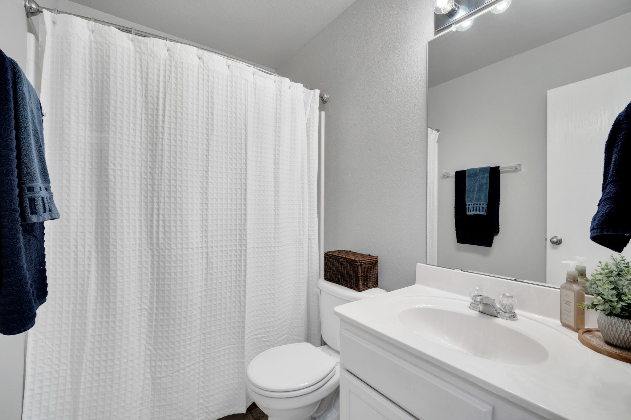 313 Shadow Bend Drive Red Oak TX 75154