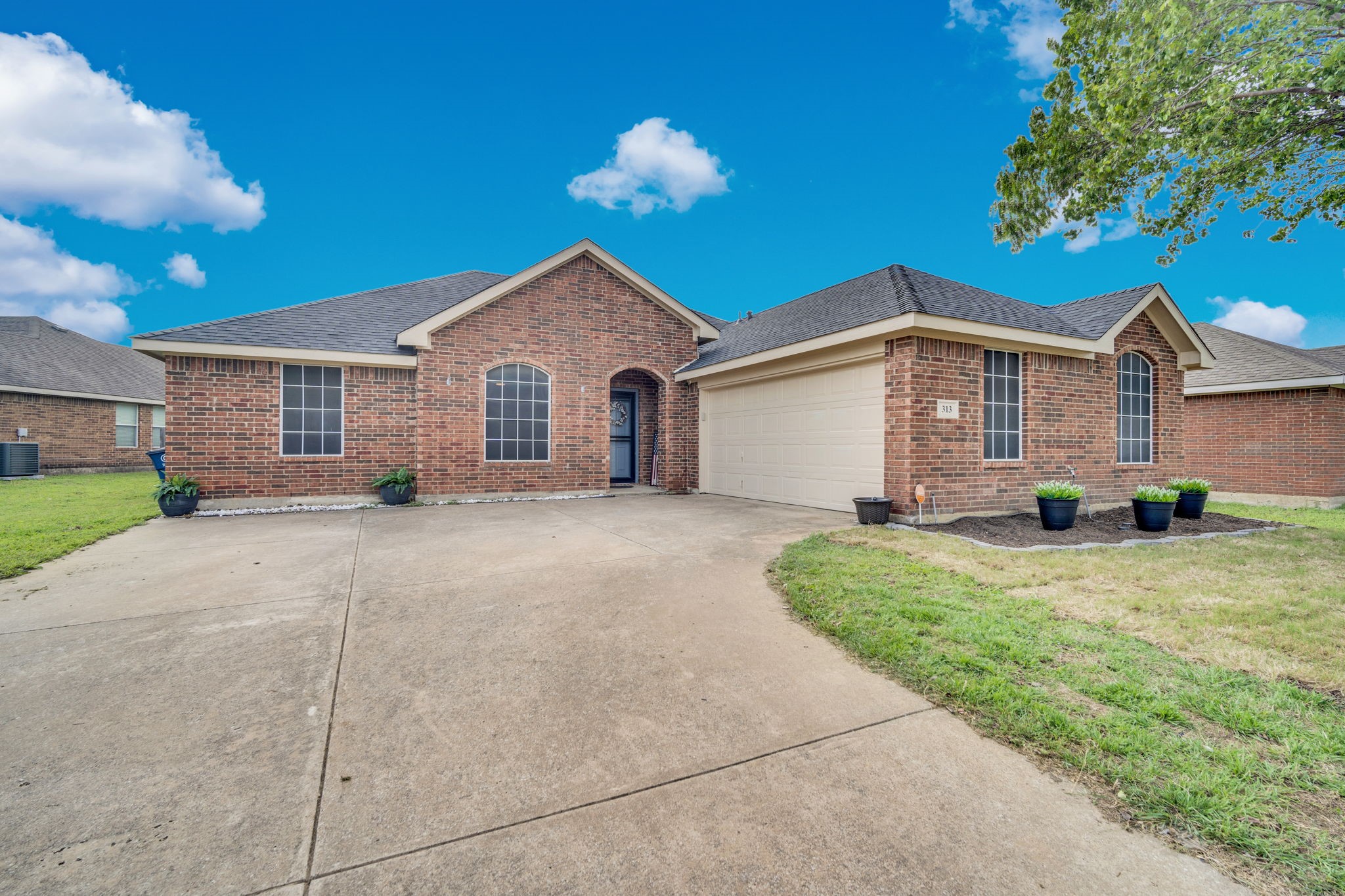 313 Shadow Bend Drive Red Oak TX 75154