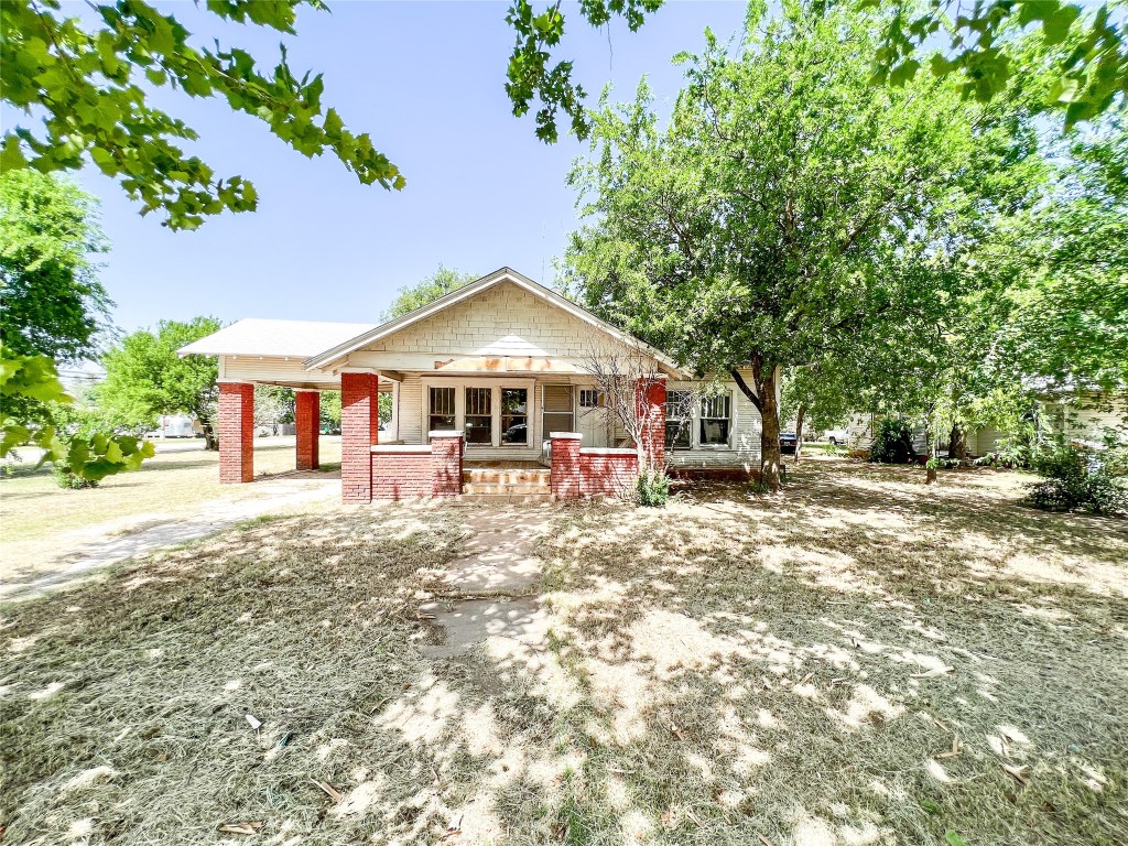 401 N Donald Street Seymour TX 76380