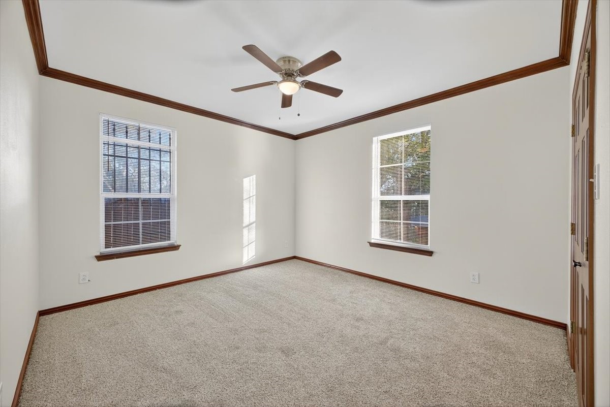 3532 W Jefferson Boulevard Dallas TX 75211