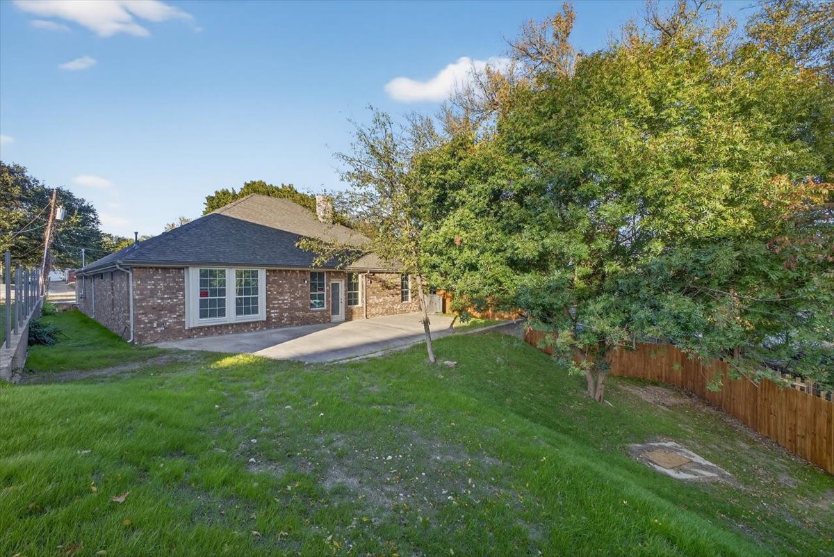 3532 W Jefferson Boulevard Dallas TX 75211