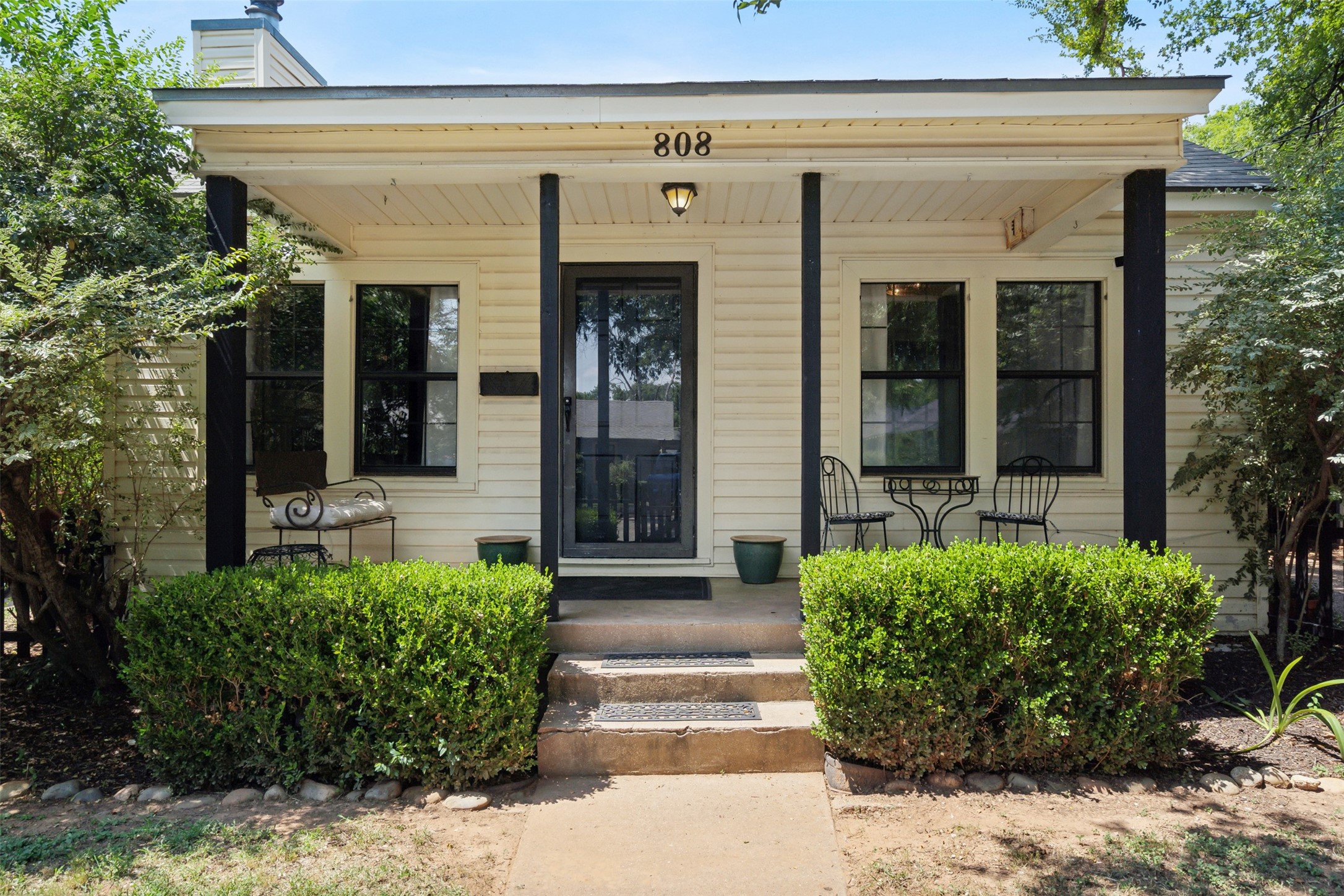 808 College Street Cleburne TX 76033